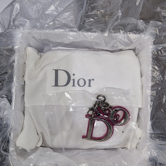 Authentic dior wallet - Picture 4 of 15